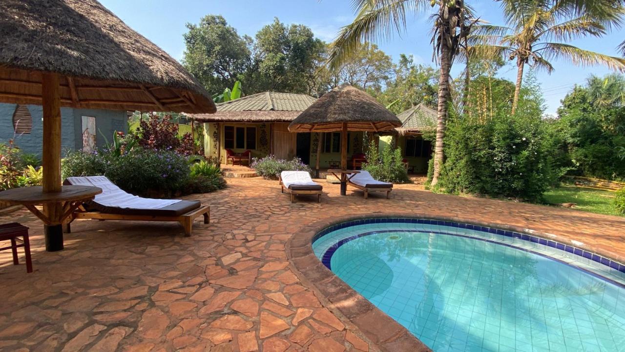 Afro Smile Hotel And Guest House-Jinja Extérieur photo