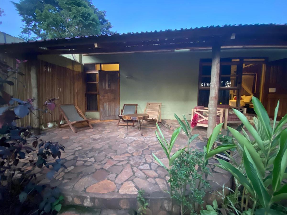 Afro Smile Hotel And Guest House-Jinja Extérieur photo